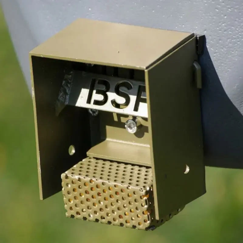 Trampilla para dispensar alimento BSF Yimi