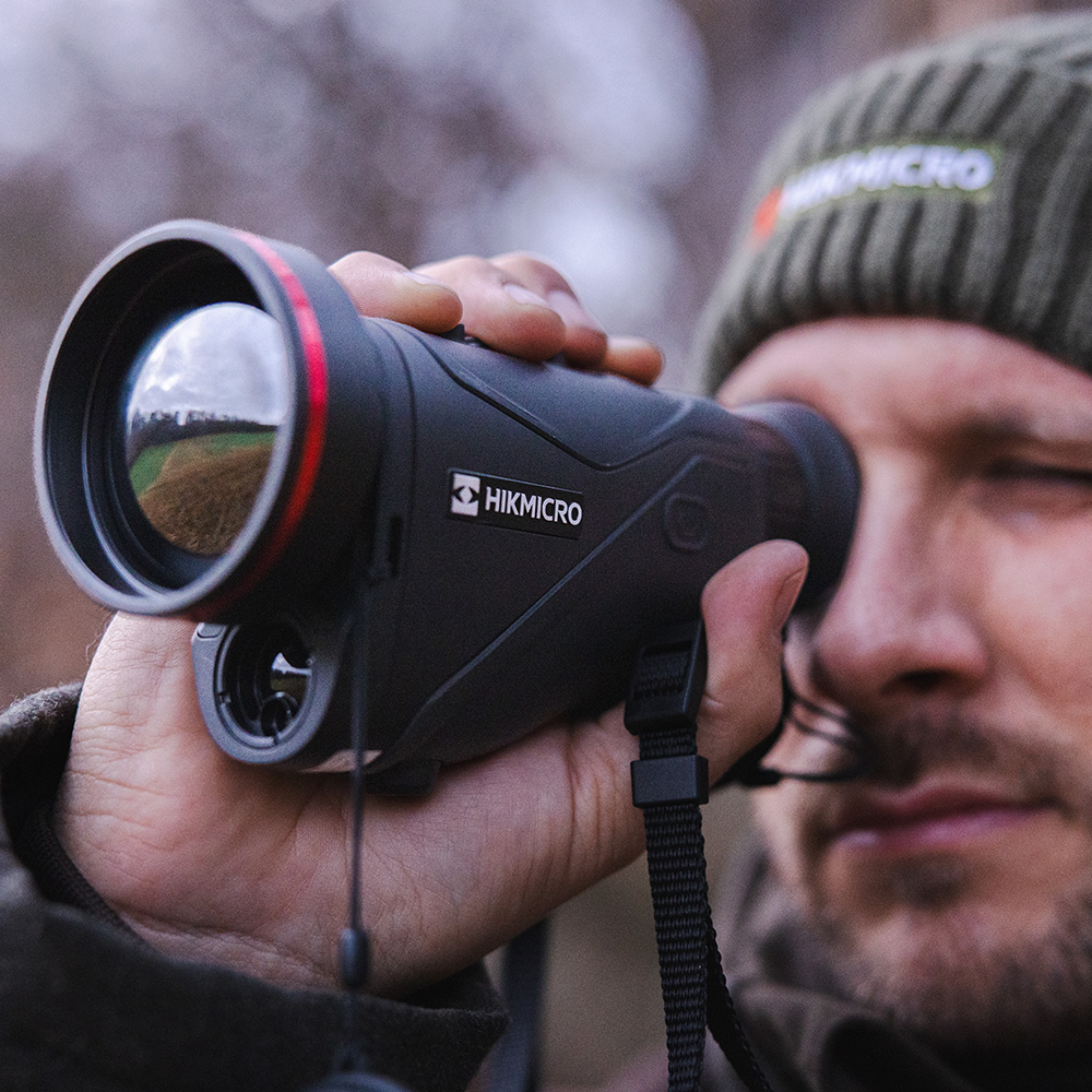 imagen-lifestyle-Condor-2.0-observando